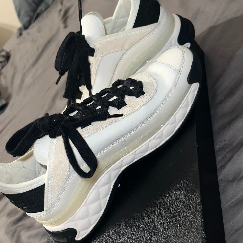 Chanel Size 37 (US 7) Velvet Calfskin Mixed Fibers Sneakers - Picture 4 of 14